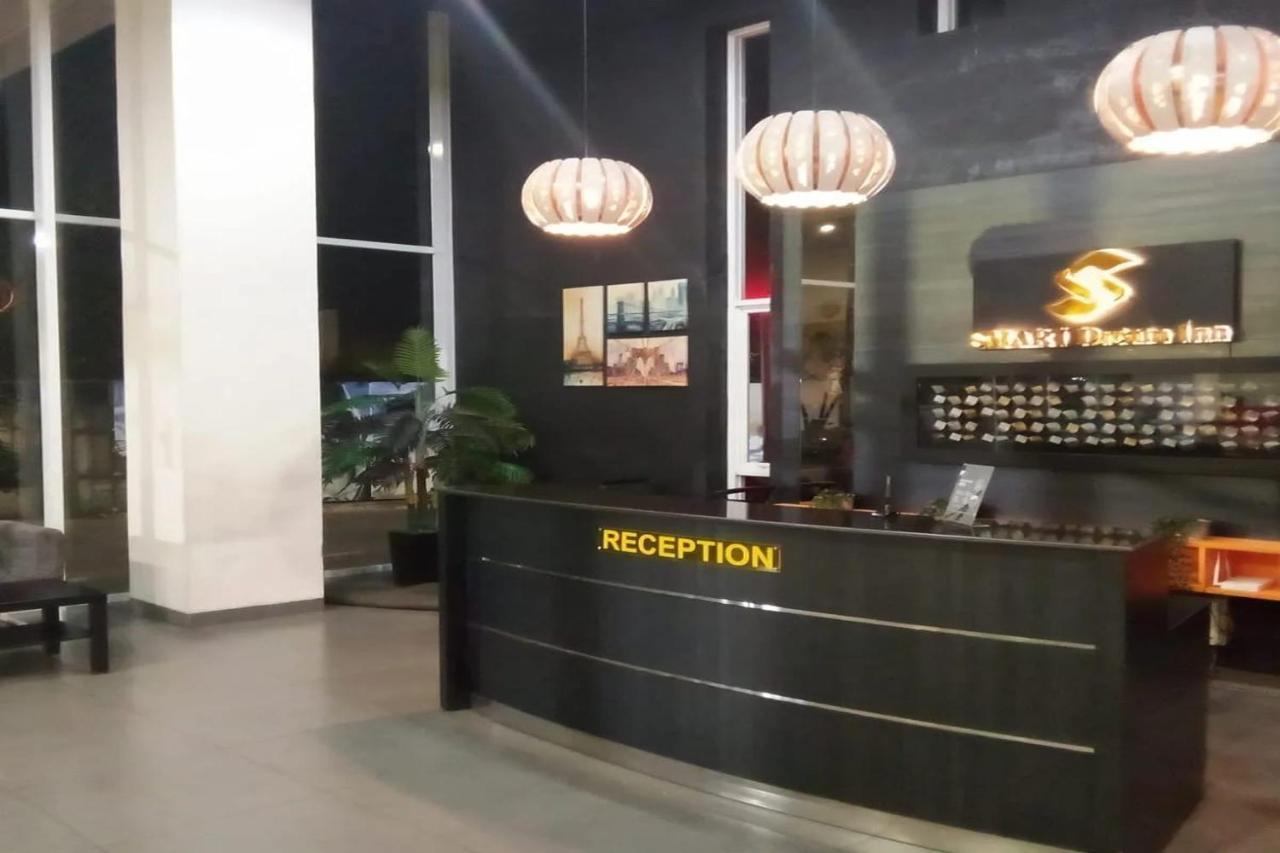 Ferienwohnung Smart Dream Aeropolis Ar2 Tangerang Exterior foto